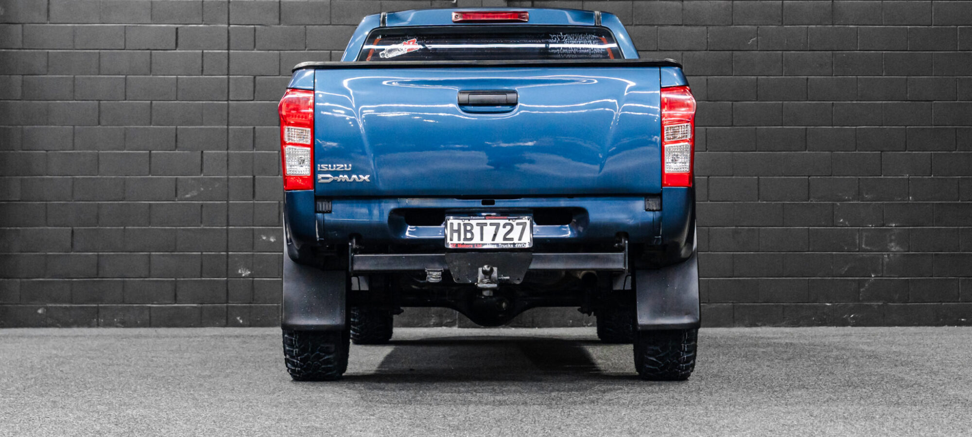 Vehicle Gallery Image