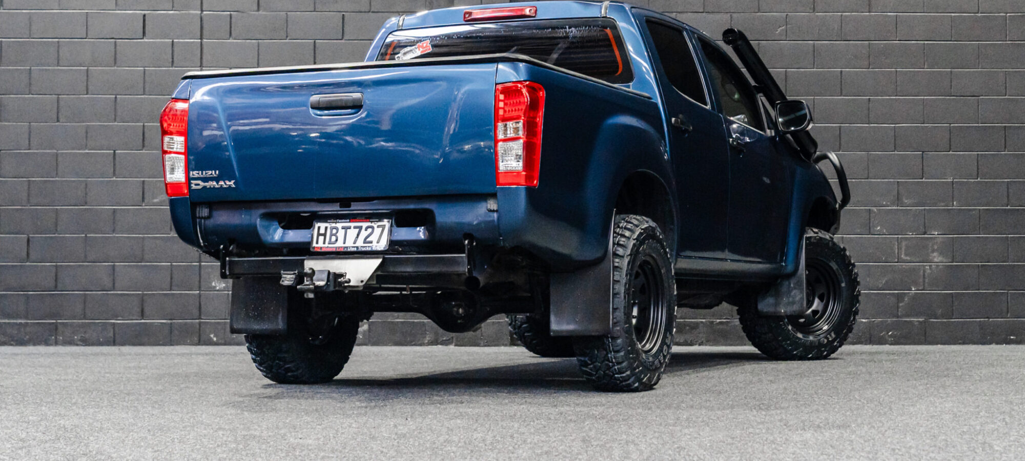 Vehicle Gallery Image