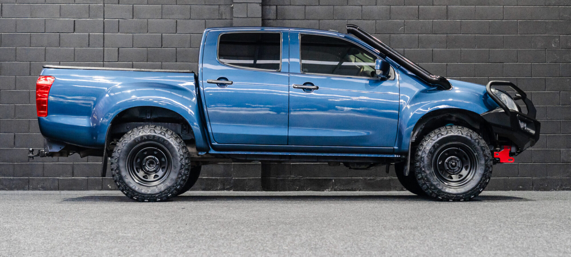 Vehicle Gallery Image