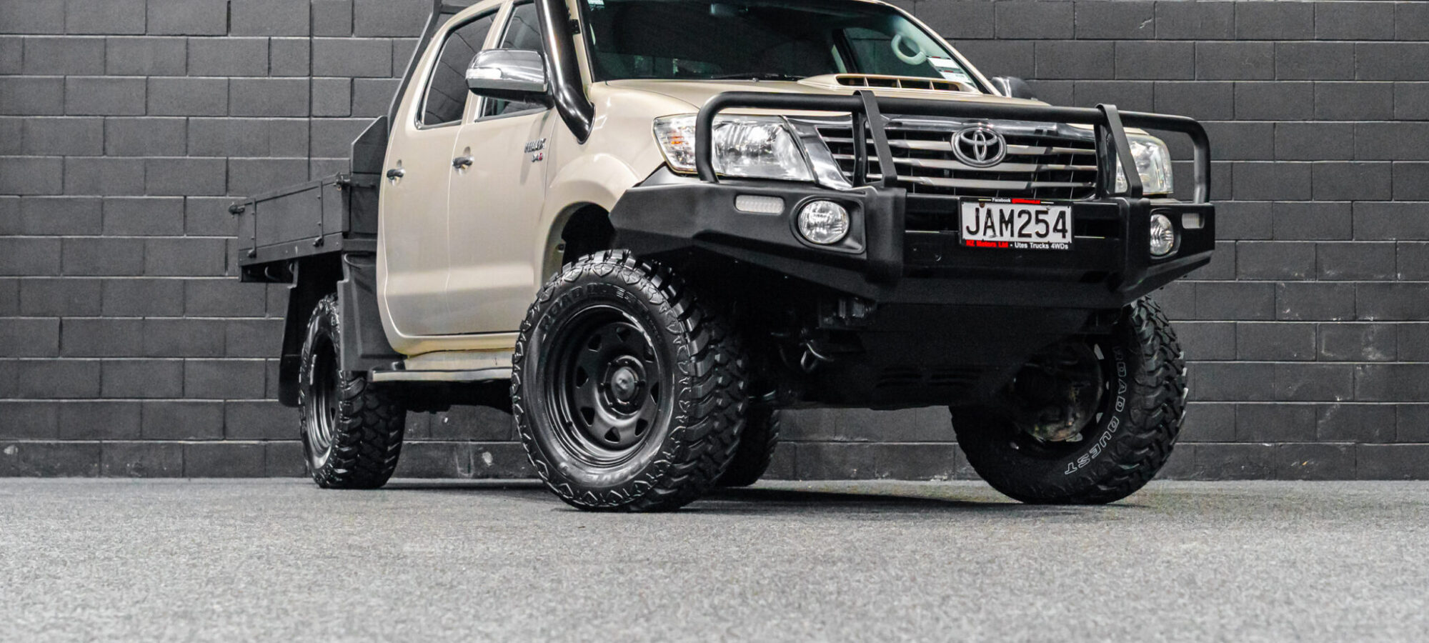 Vehicle Gallery Image