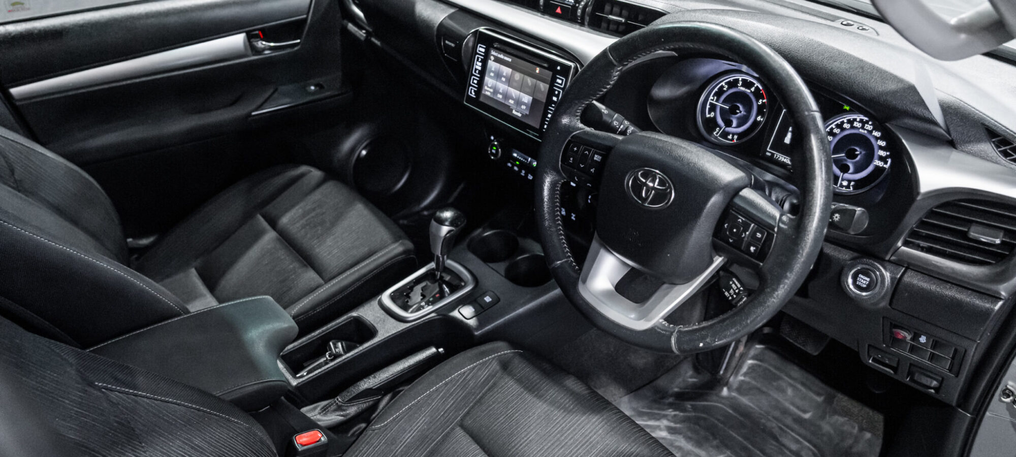 Vehicle Gallery Image