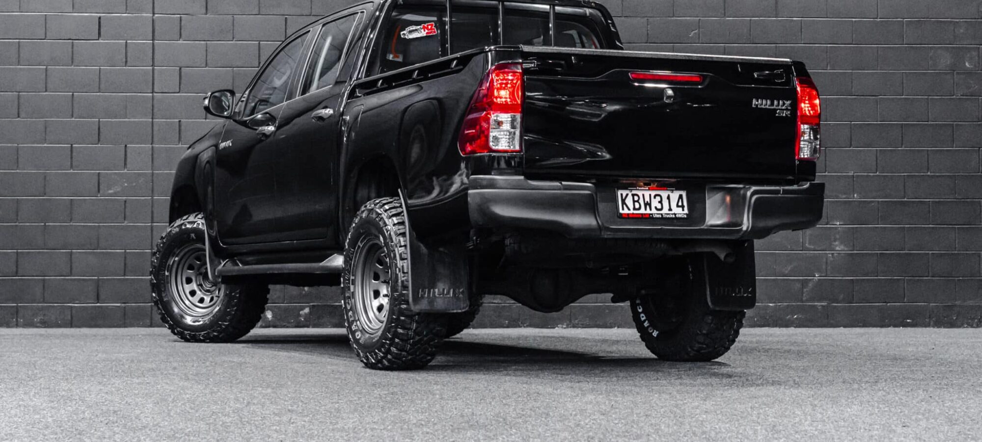 Vehicle Gallery Image