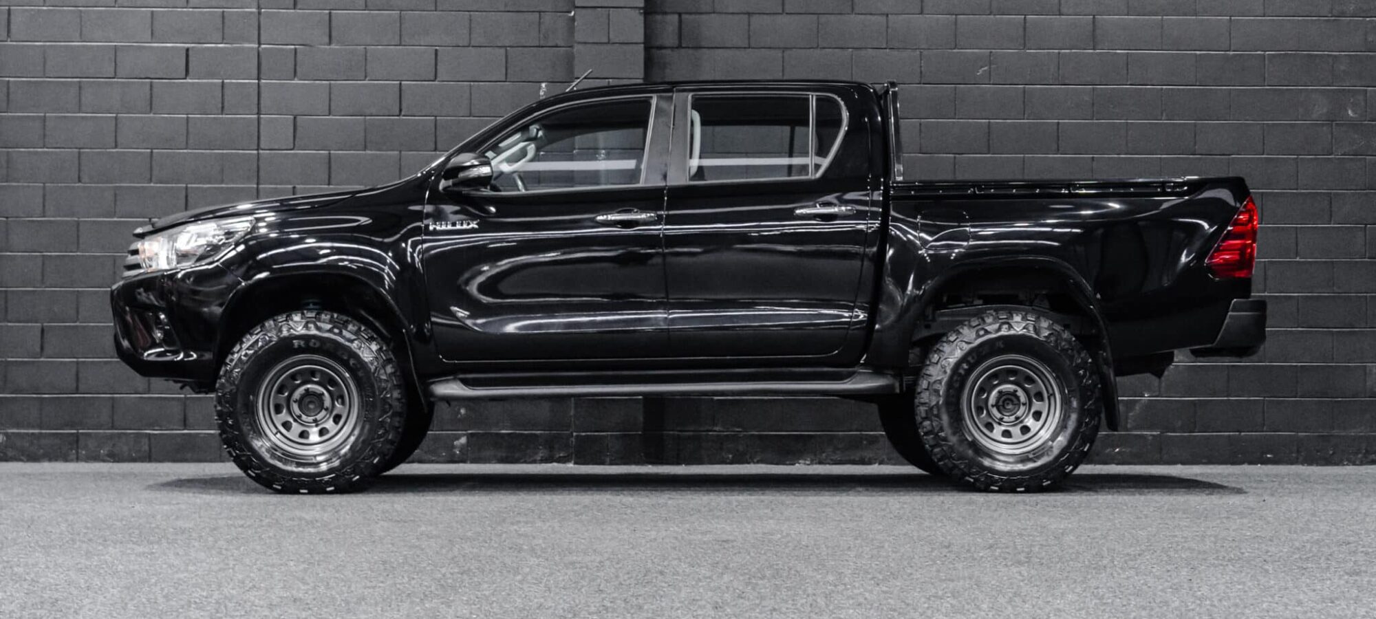 Vehicle Gallery Image