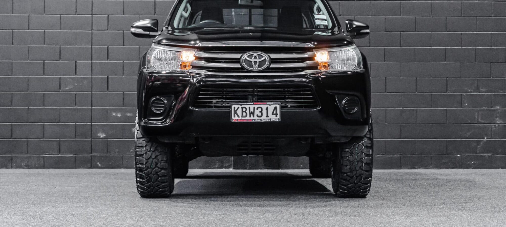 Vehicle Gallery Image