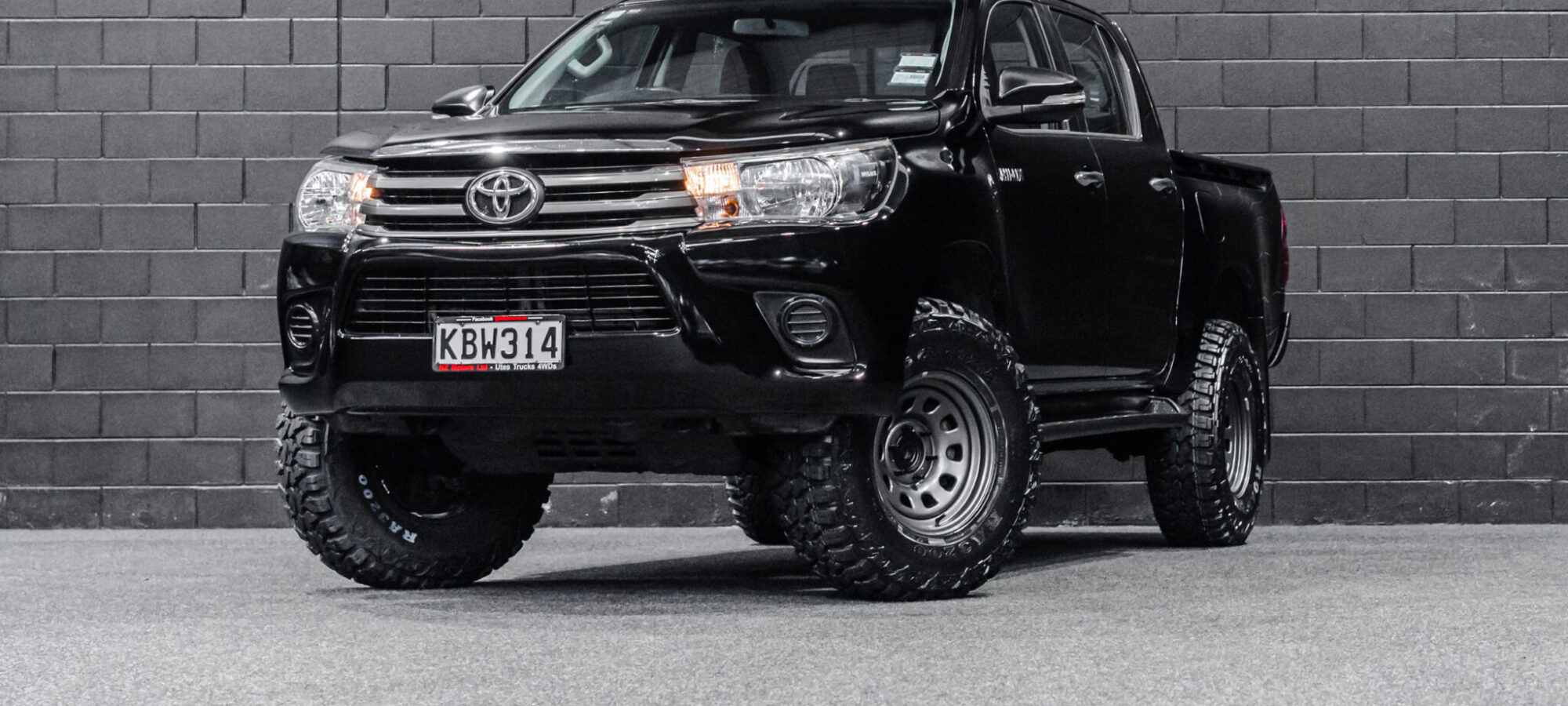 Vehicle Gallery Image