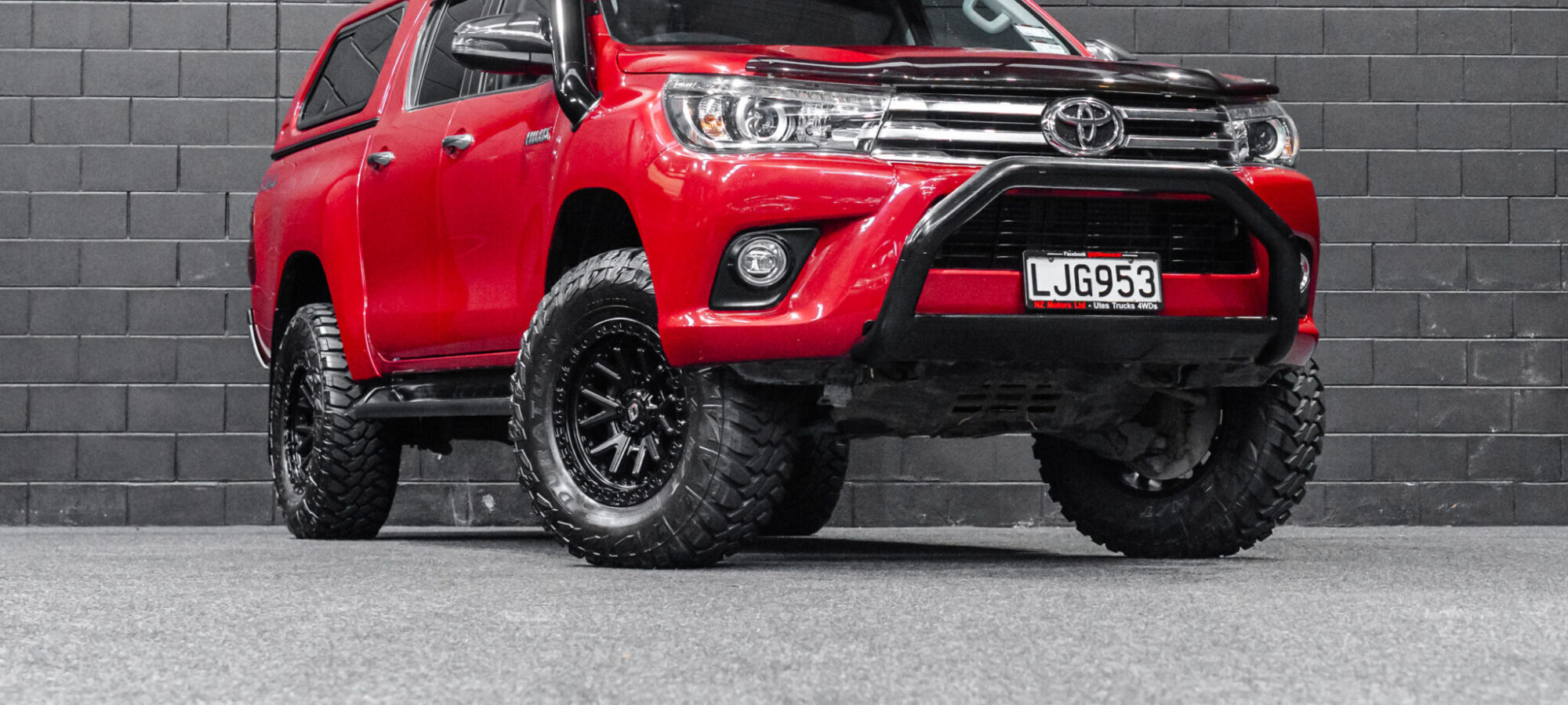 Vehicle Gallery Image