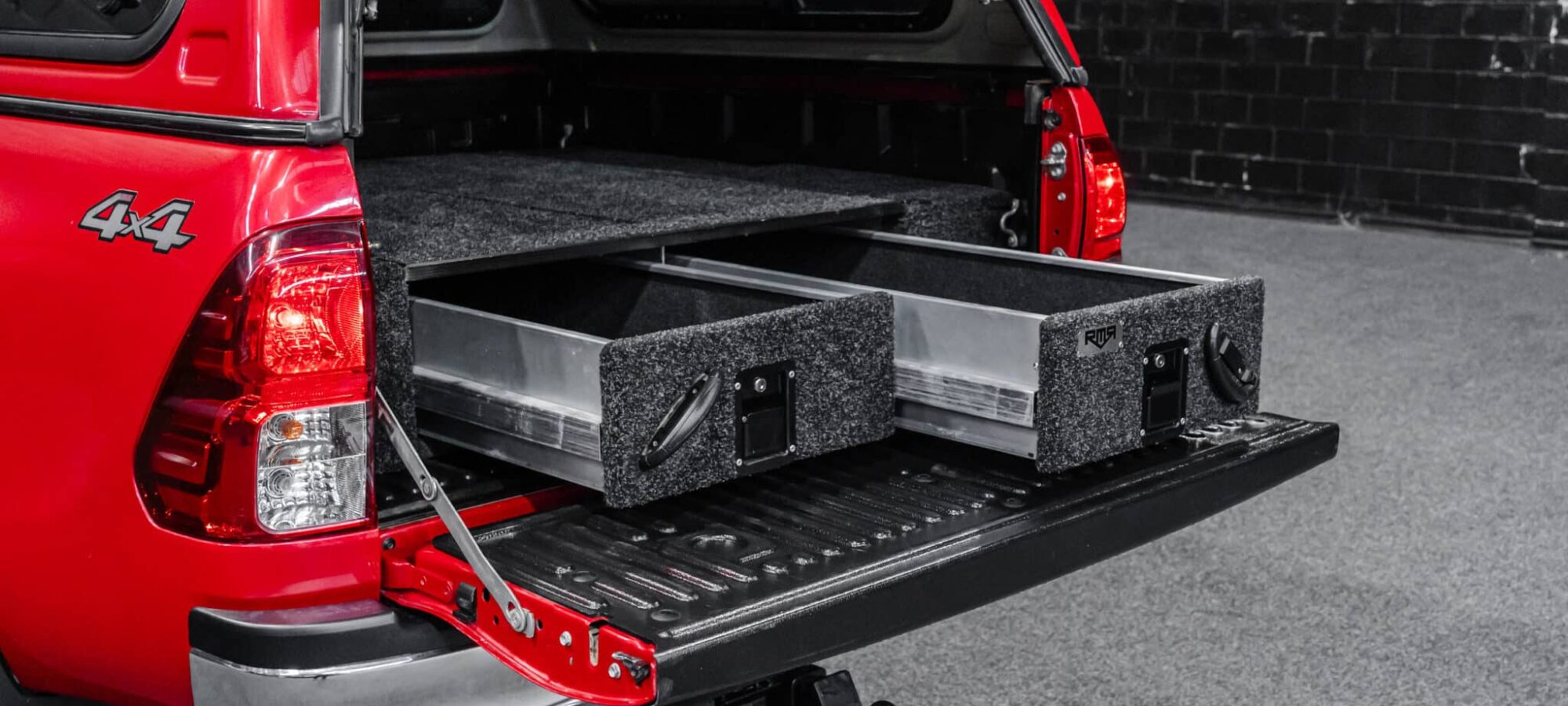 Vehicle Gallery Image