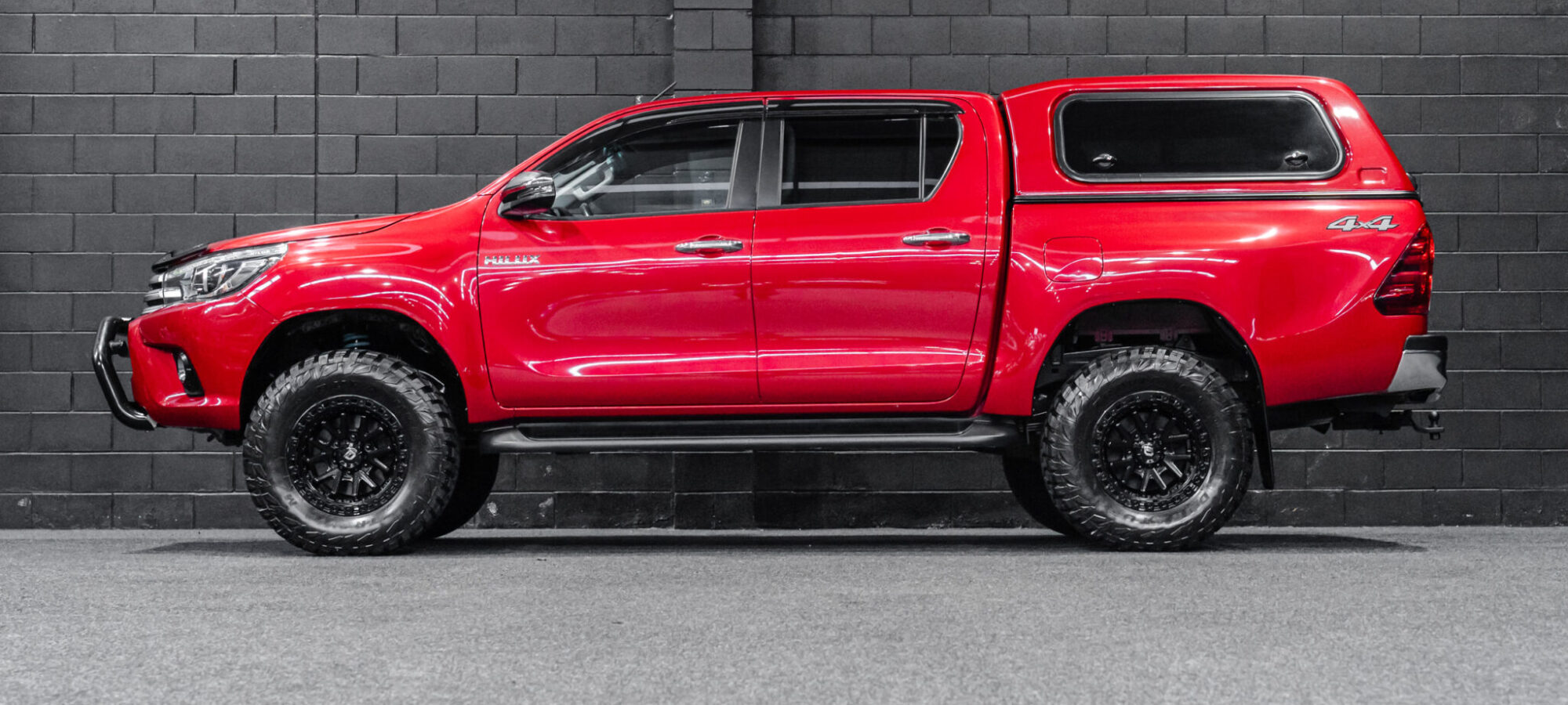 Vehicle Gallery Image