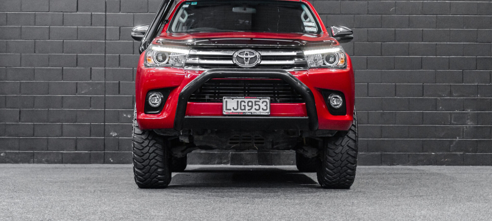 Vehicle Gallery Image