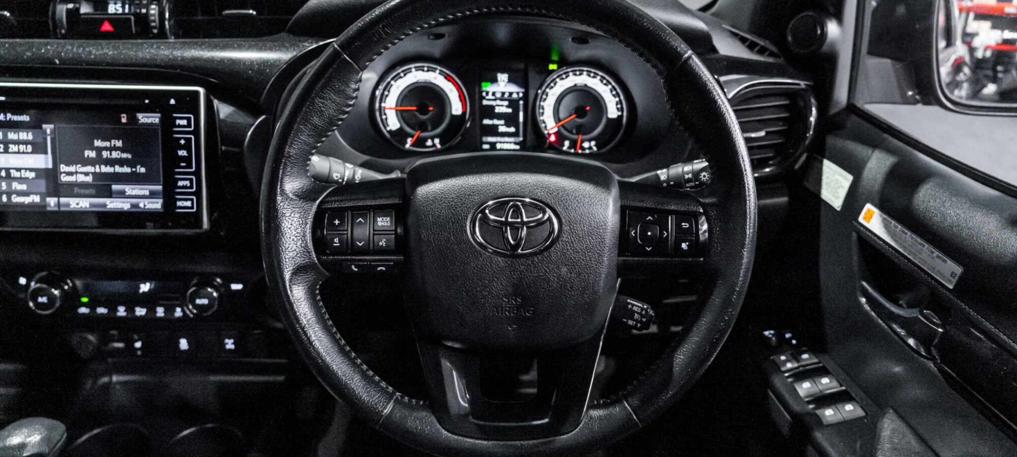 Vehicle Gallery Image