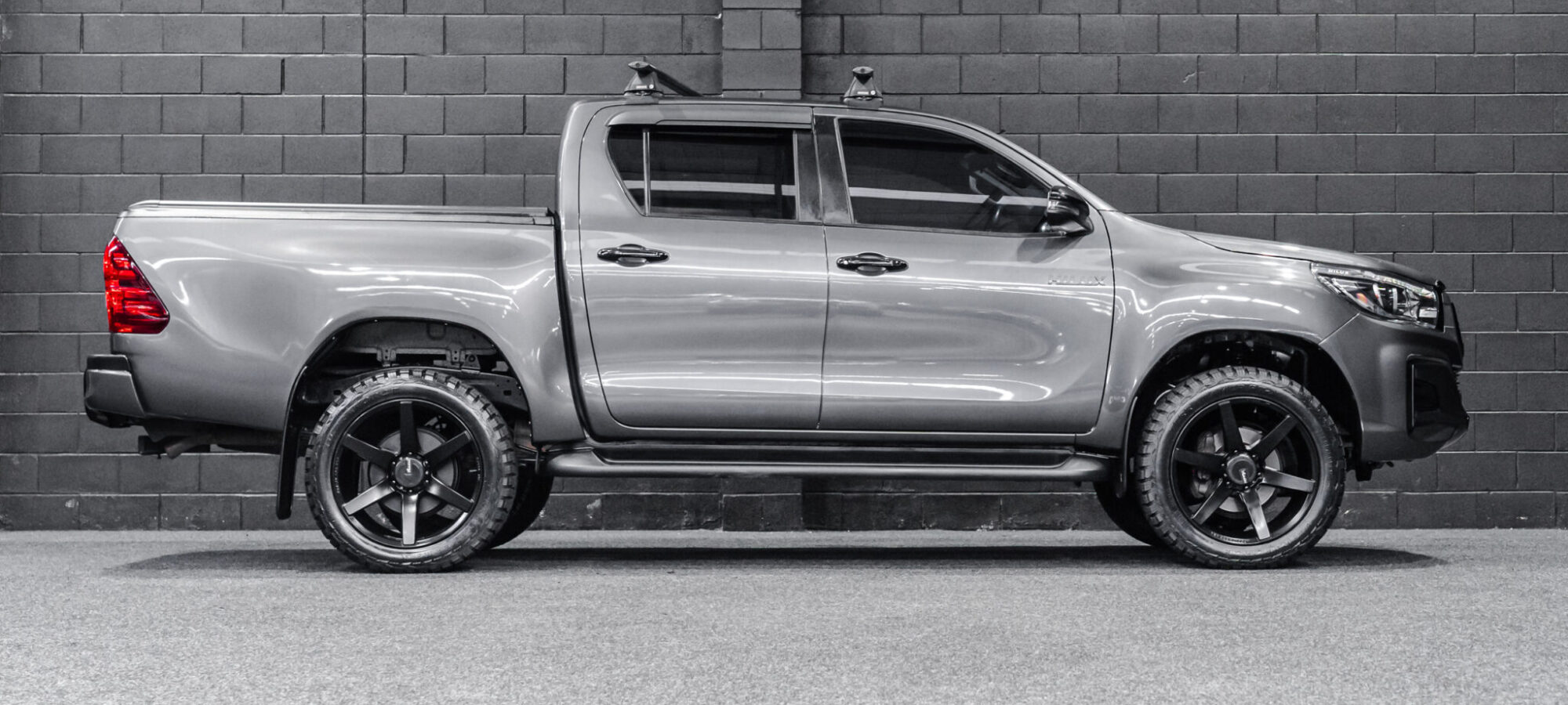 Vehicle Gallery Image