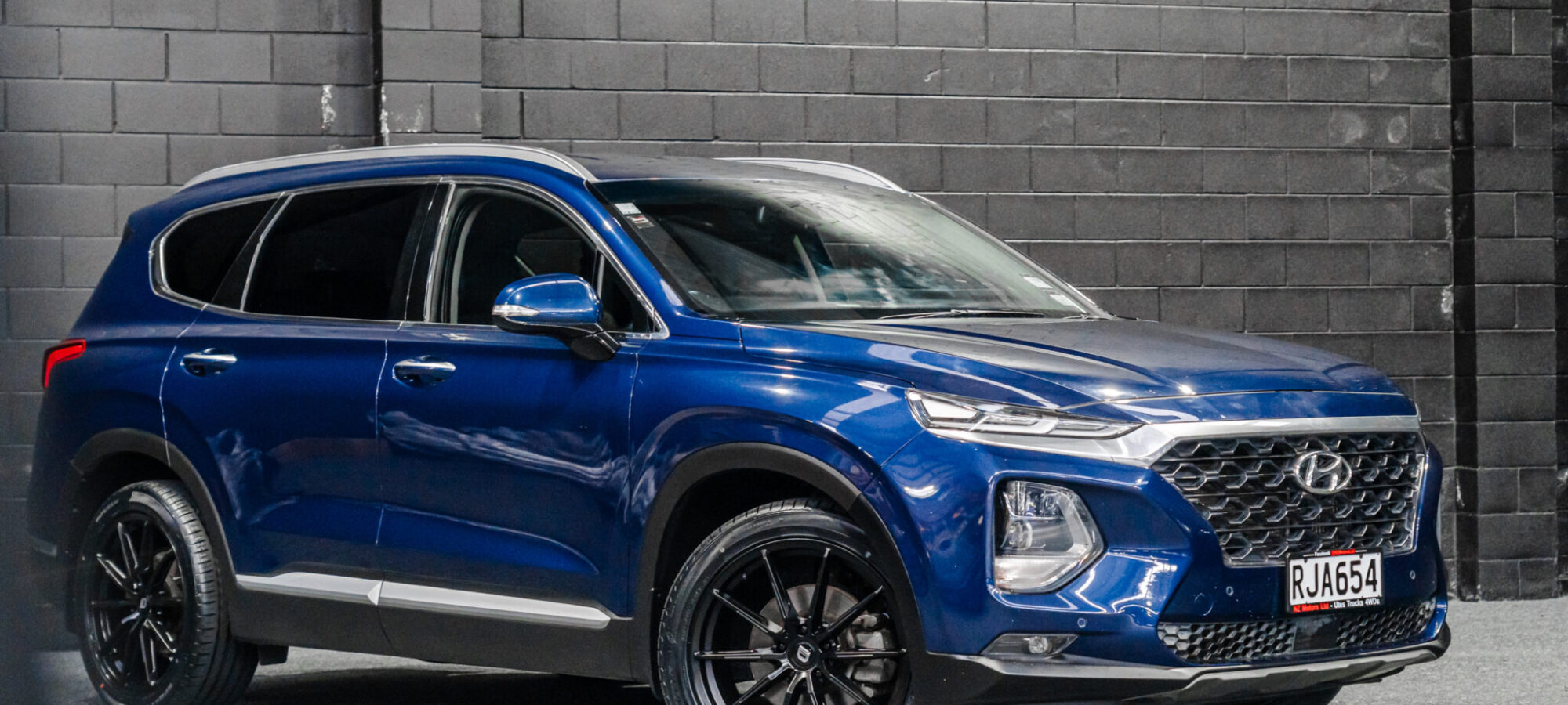 Vehicle Gallery Image