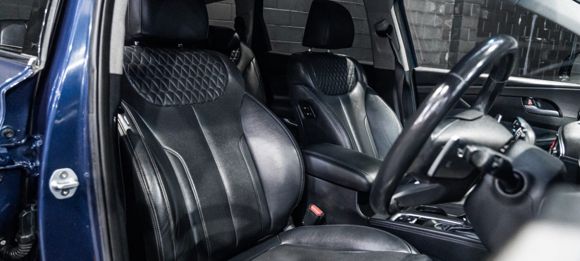 Vehicle Gallery Image