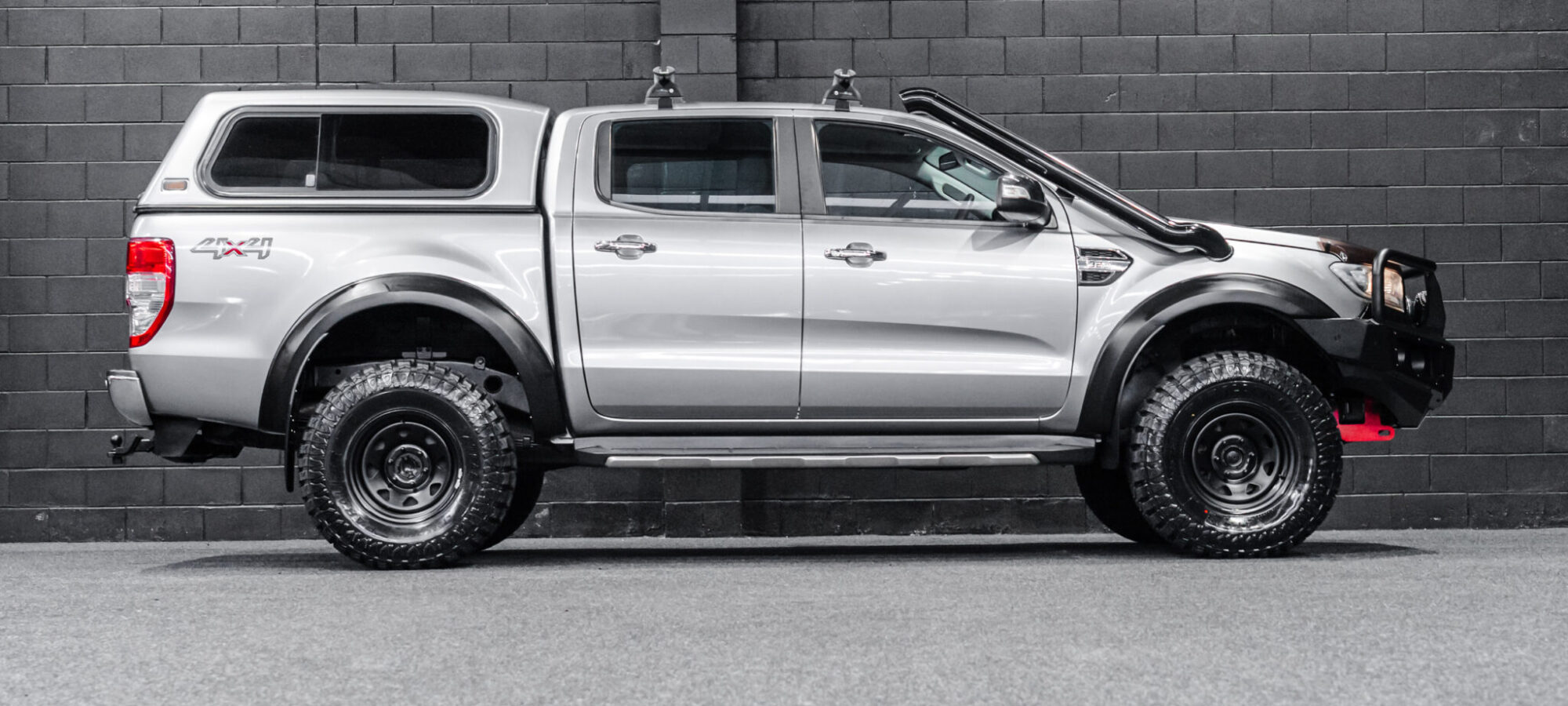 Vehicle Gallery Image