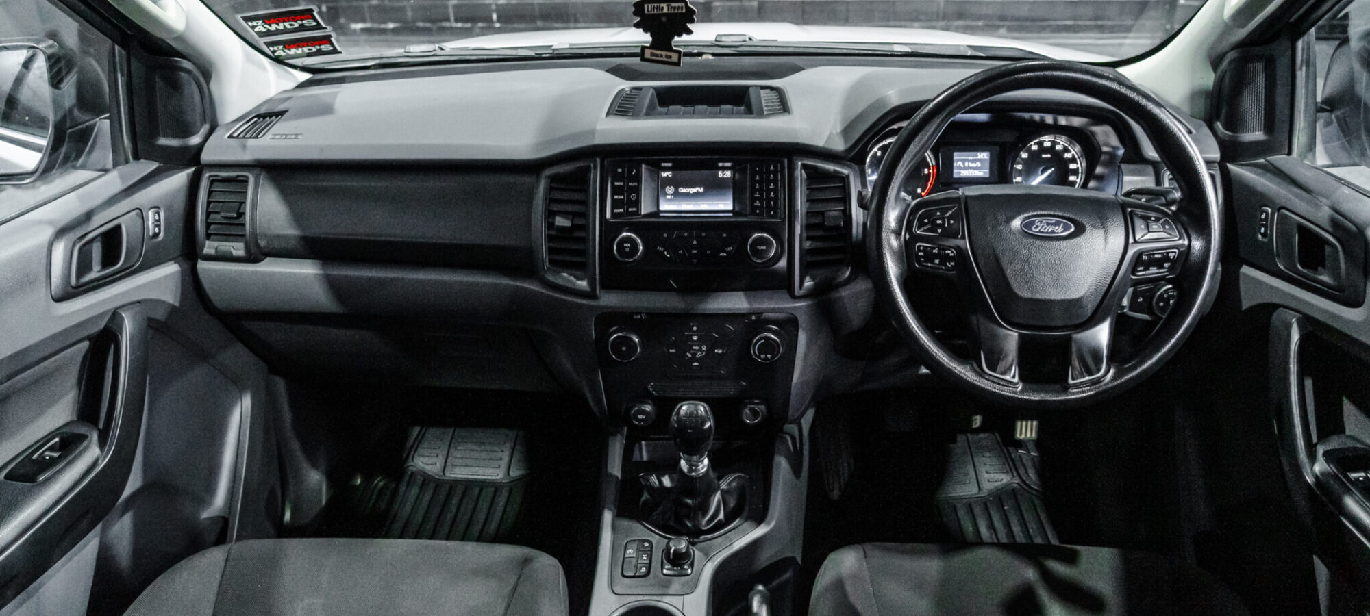 Vehicle Gallery Image