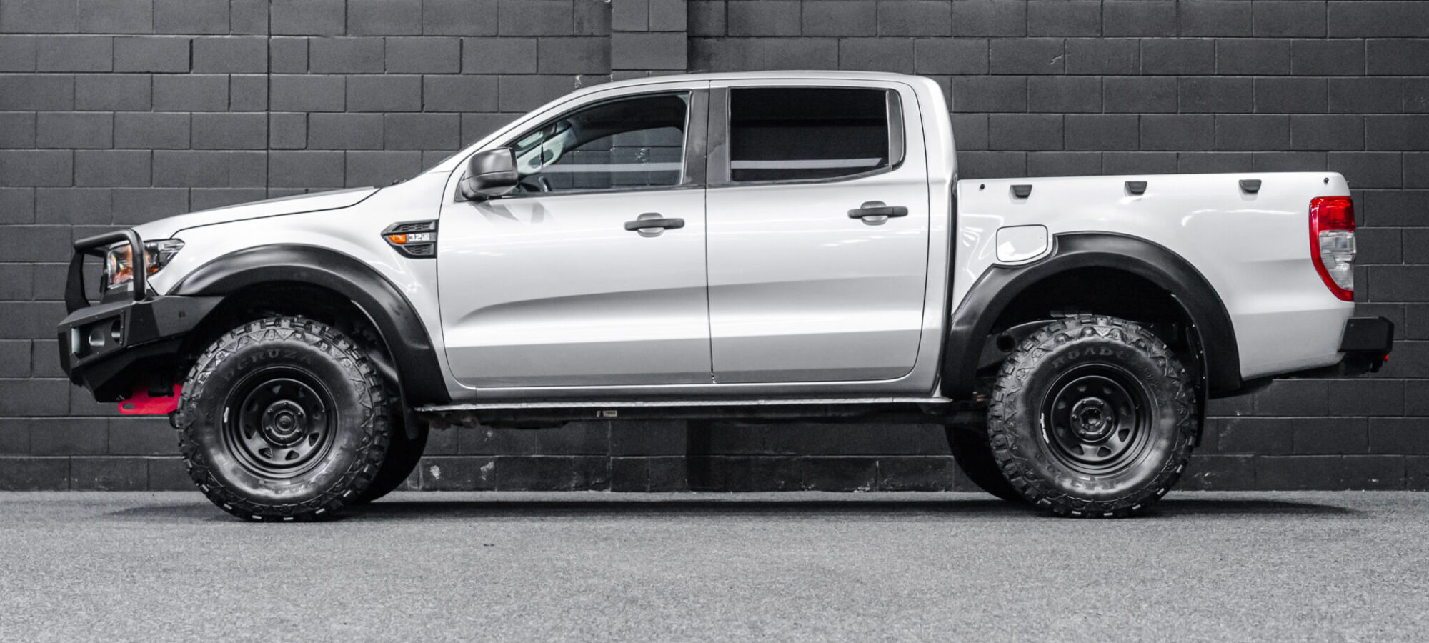 Vehicle Gallery Image