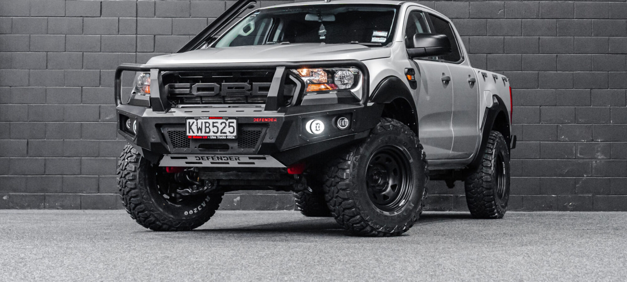 Vehicle Gallery Image