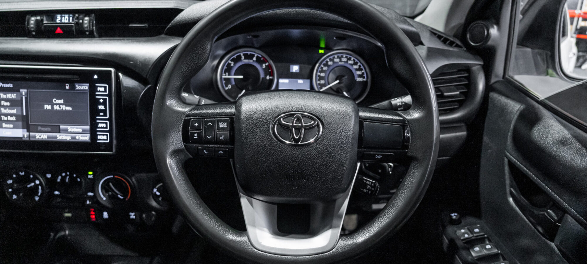 Vehicle Gallery Image