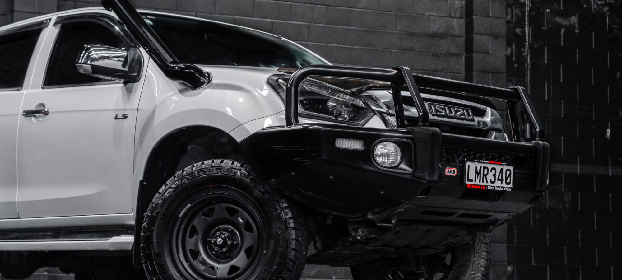 Vehicle Gallery Image