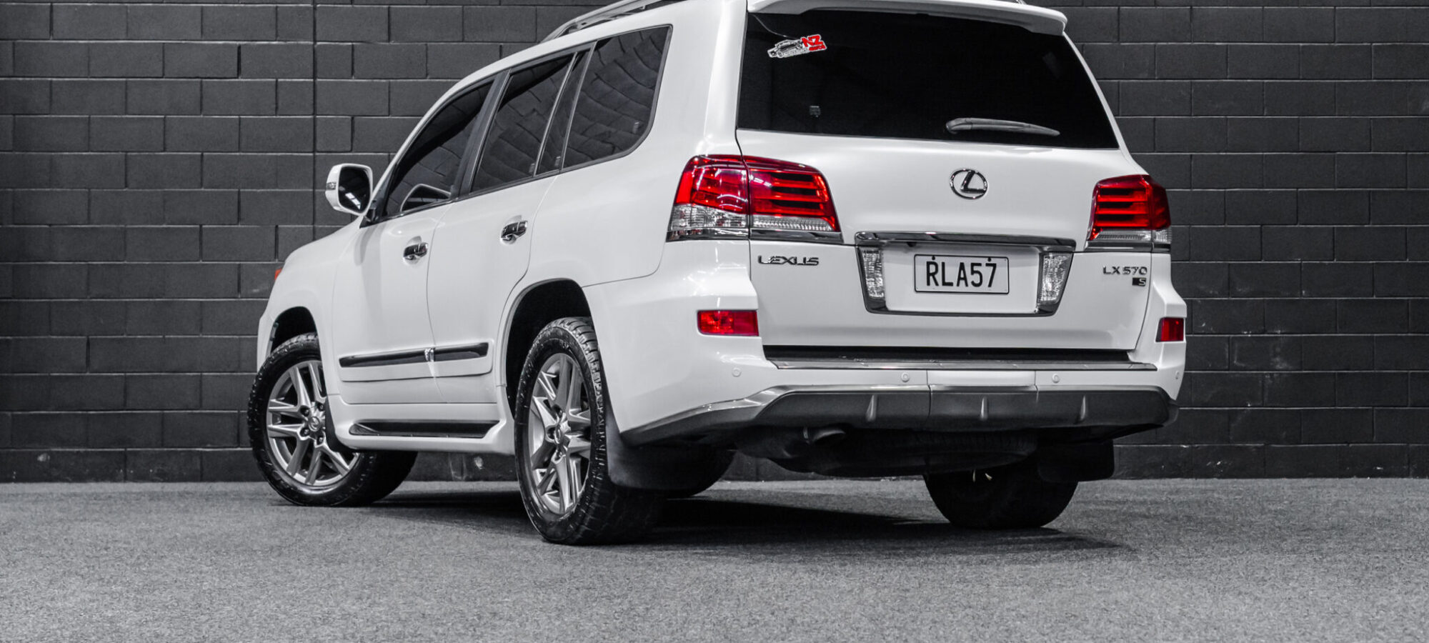 Vehicle Gallery Image