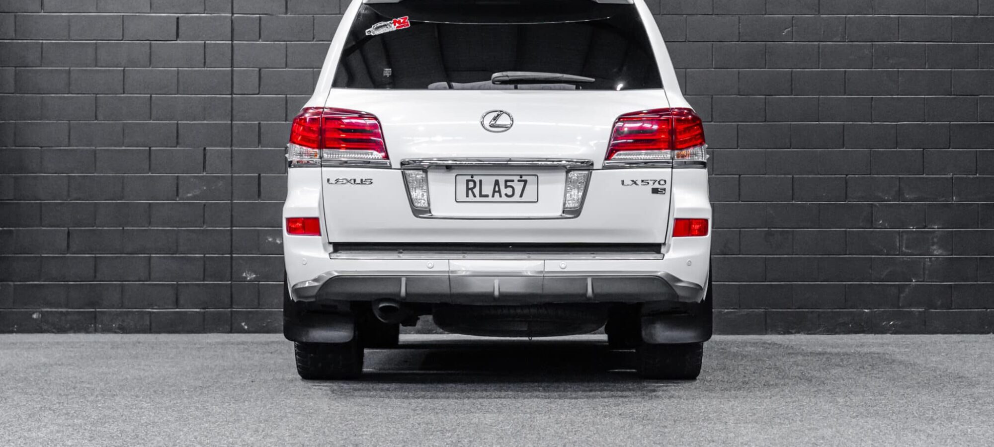 Vehicle Gallery Image