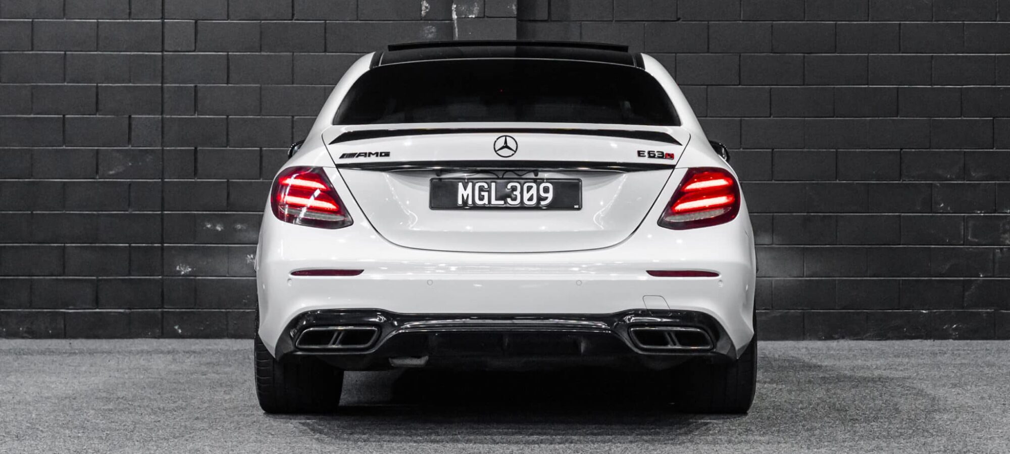 Vehicle Gallery Image