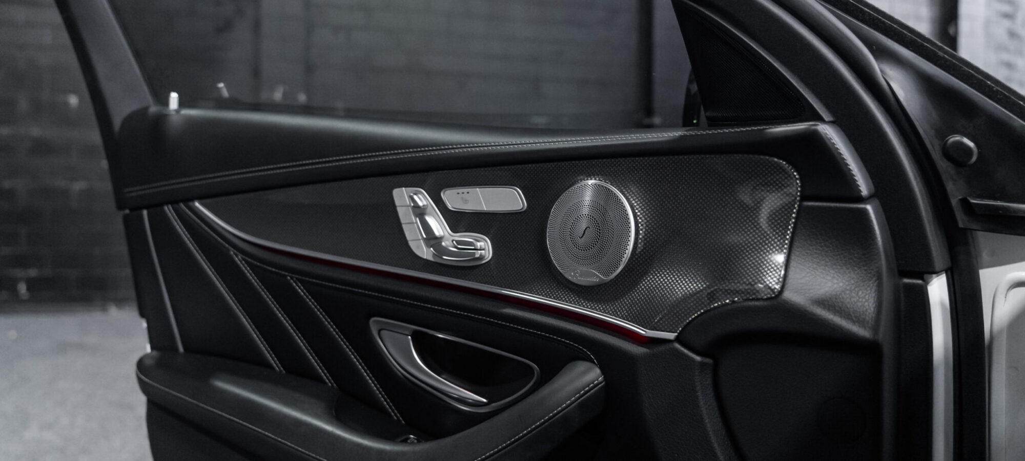 Vehicle Gallery Image