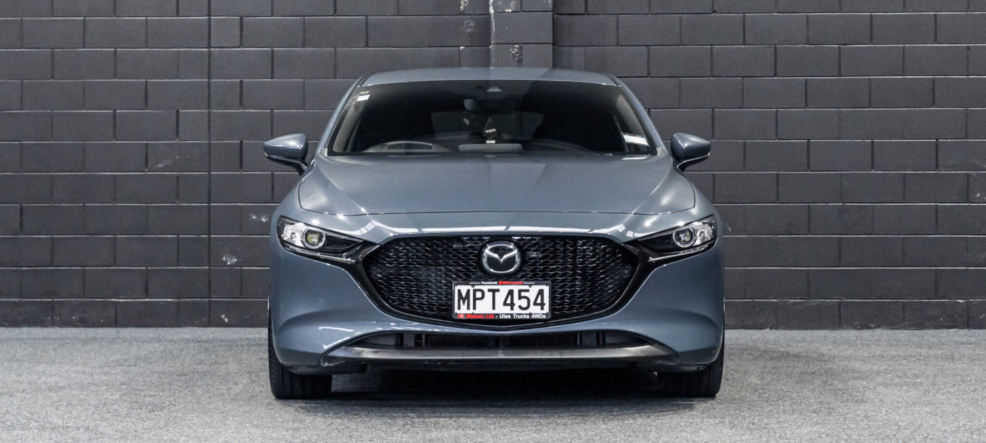 Vehicle Gallery Image