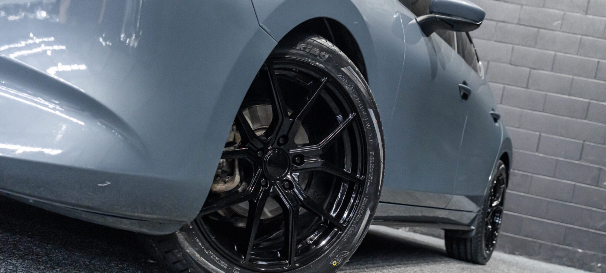 Vehicle Gallery Image