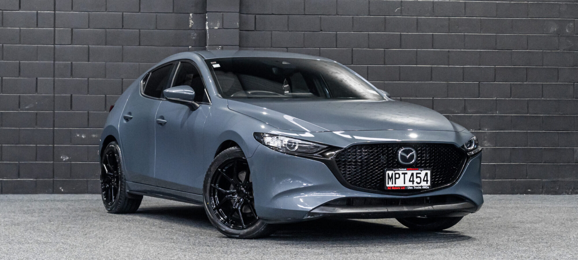 Vehicle Gallery Image