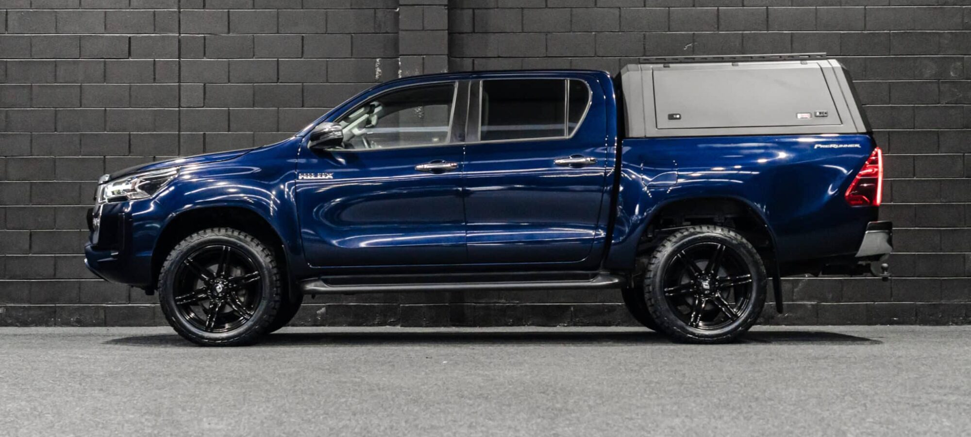 Vehicle Gallery Image