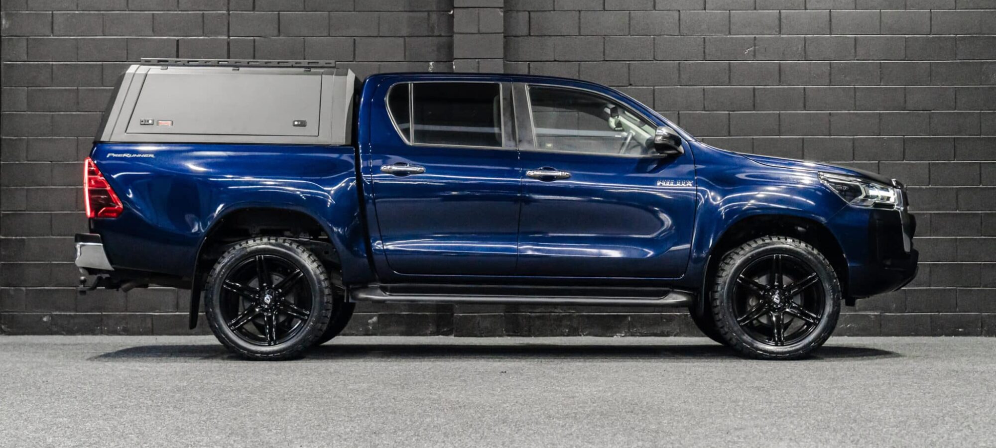 Vehicle Gallery Image