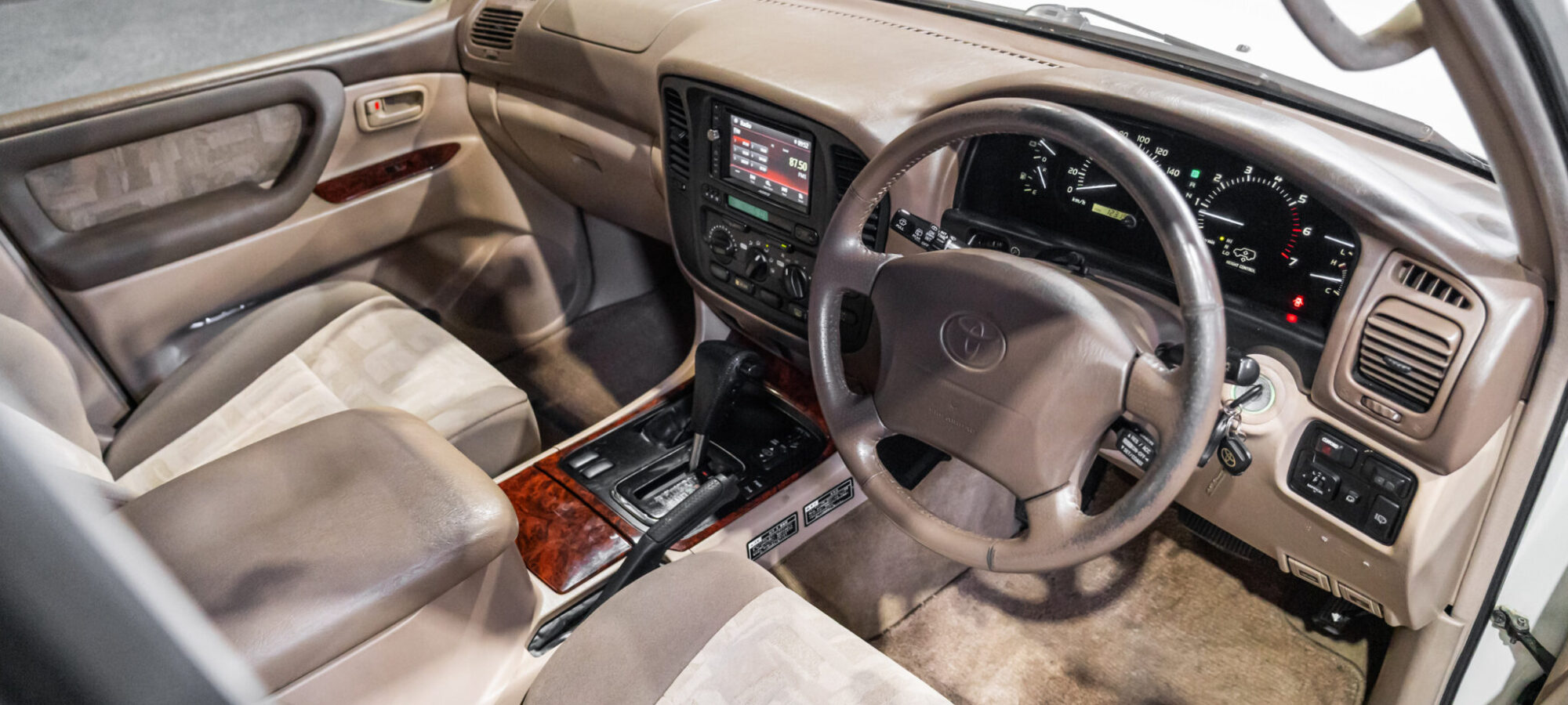 Vehicle Gallery Image