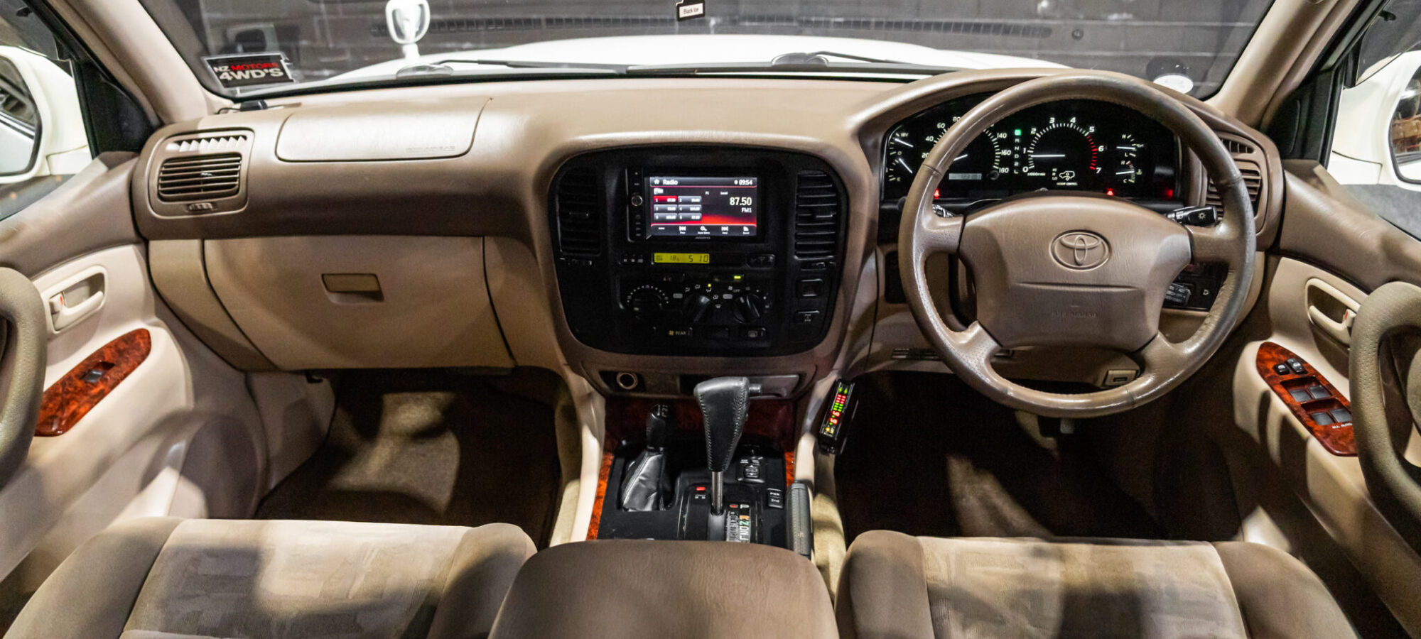 Vehicle Gallery Image