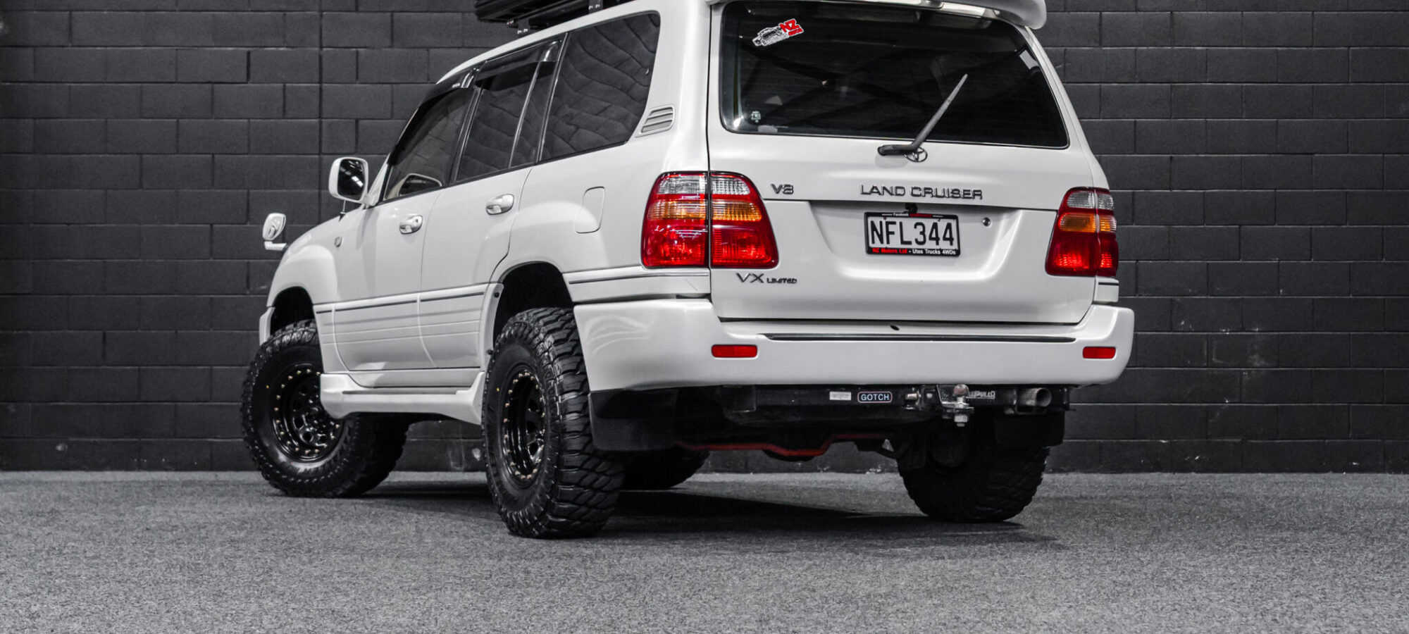 Vehicle Gallery Image