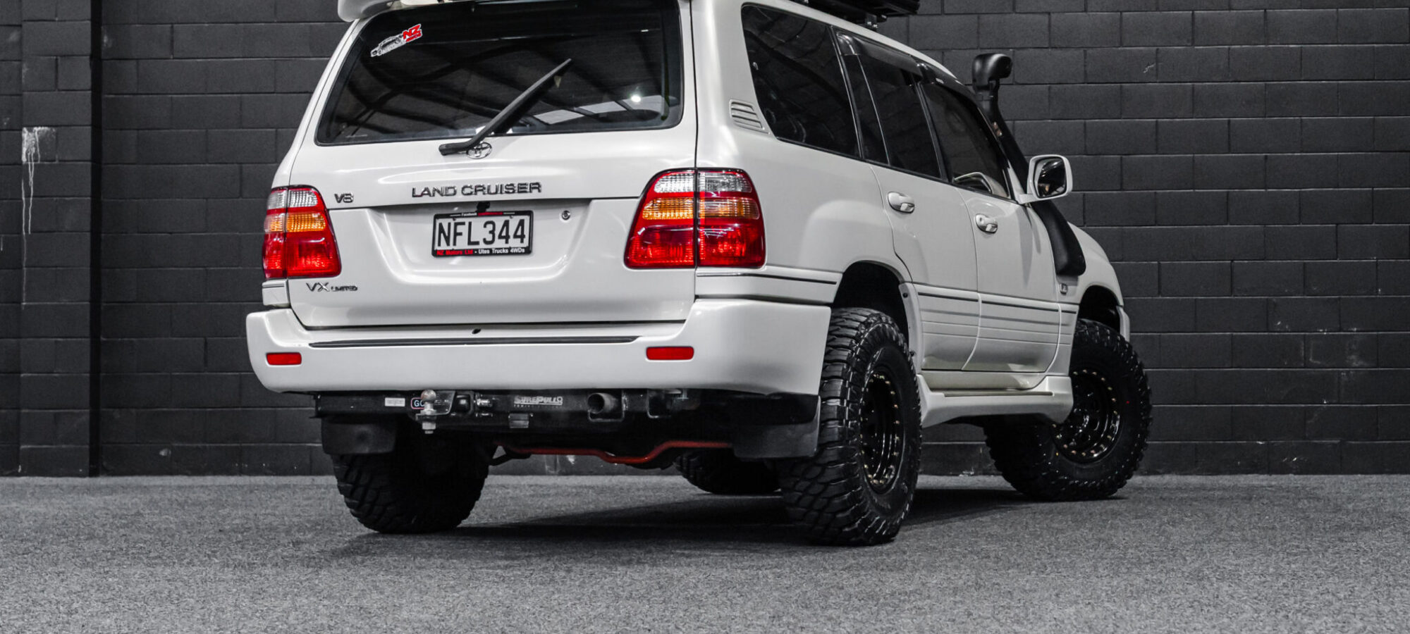 Vehicle Gallery Image