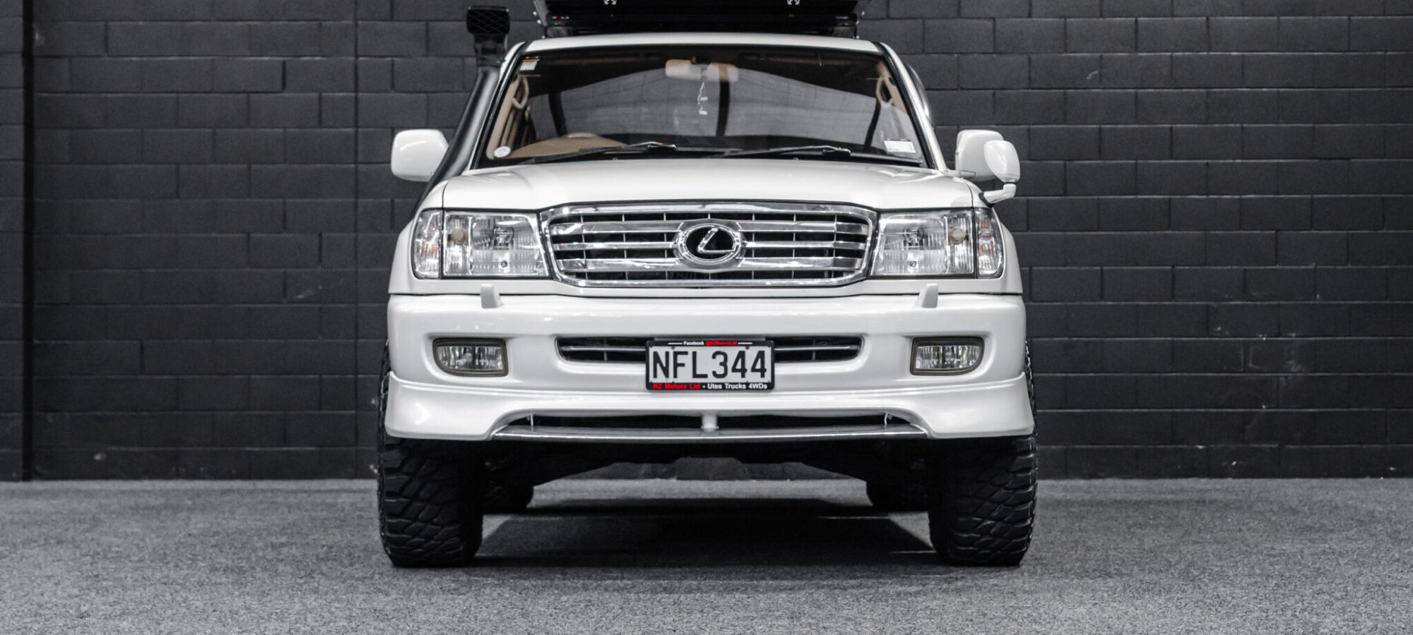 Vehicle Gallery Image