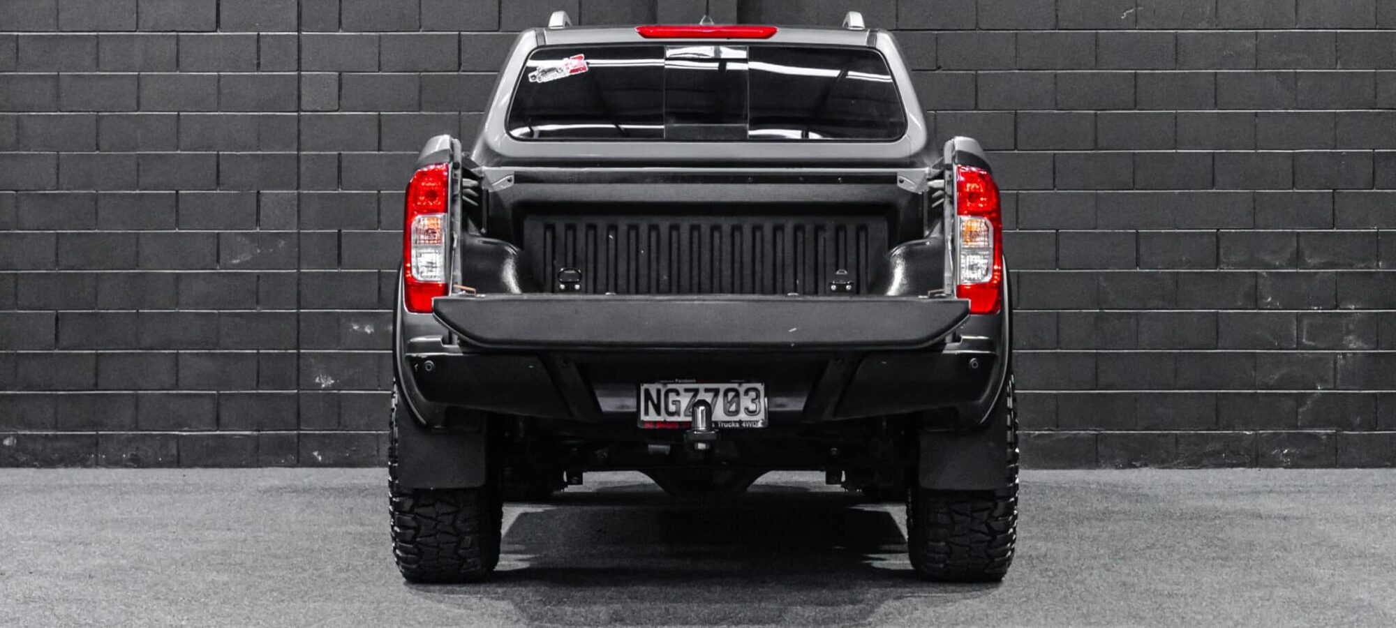 Vehicle Gallery Image