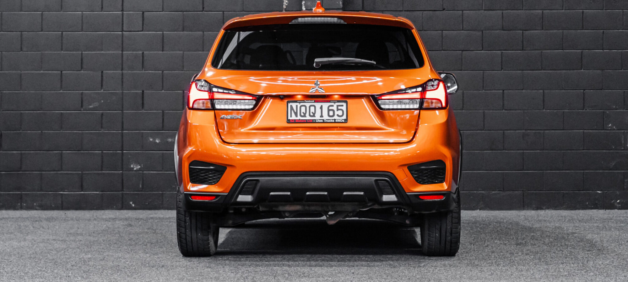 Vehicle Gallery Image