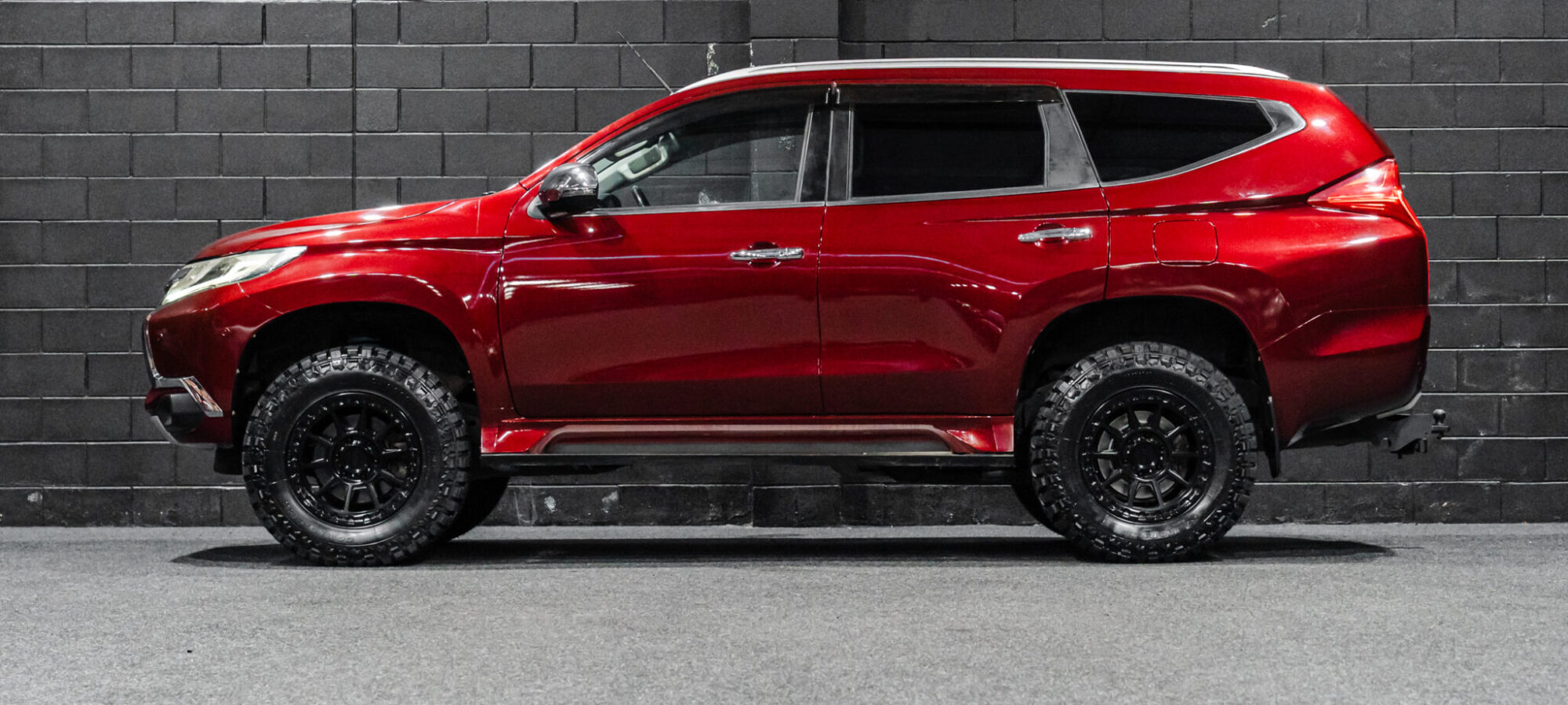 Vehicle Gallery Image