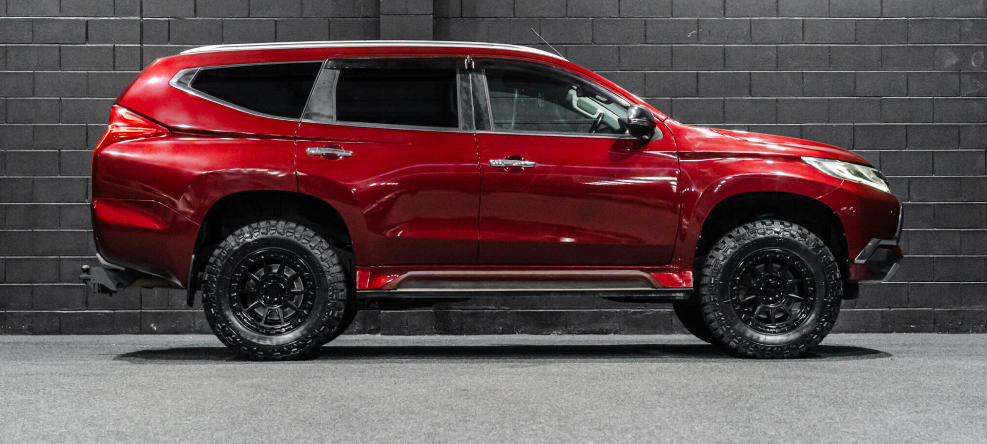 Vehicle Gallery Image