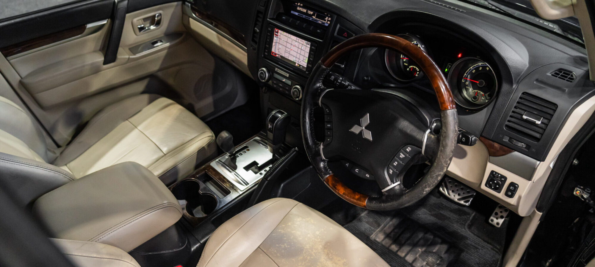 Vehicle Gallery Image