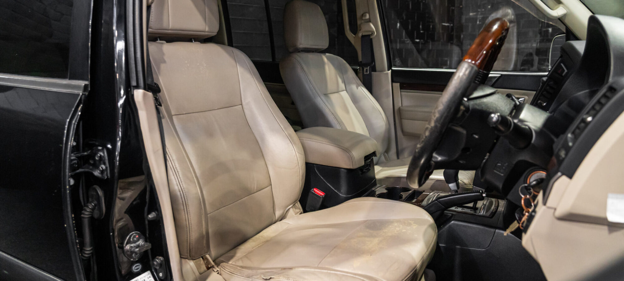 Vehicle Gallery Image