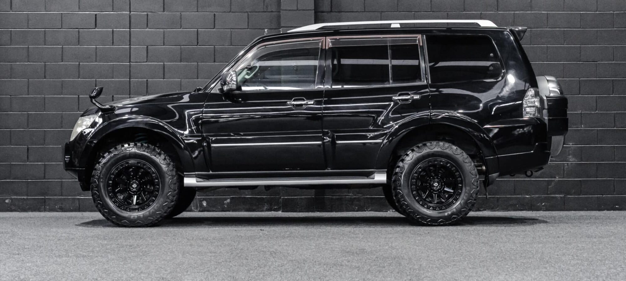 Vehicle Gallery Image