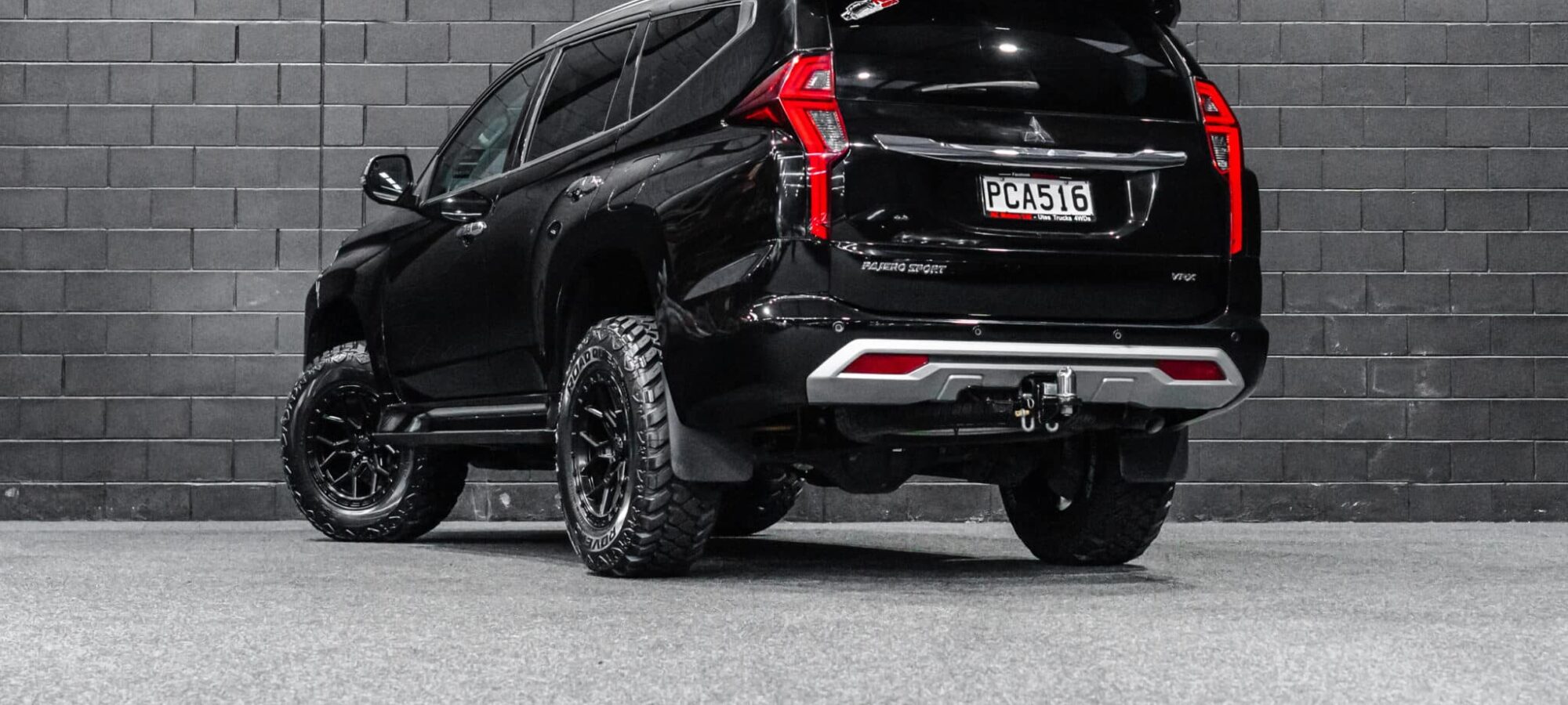 Vehicle Gallery Image