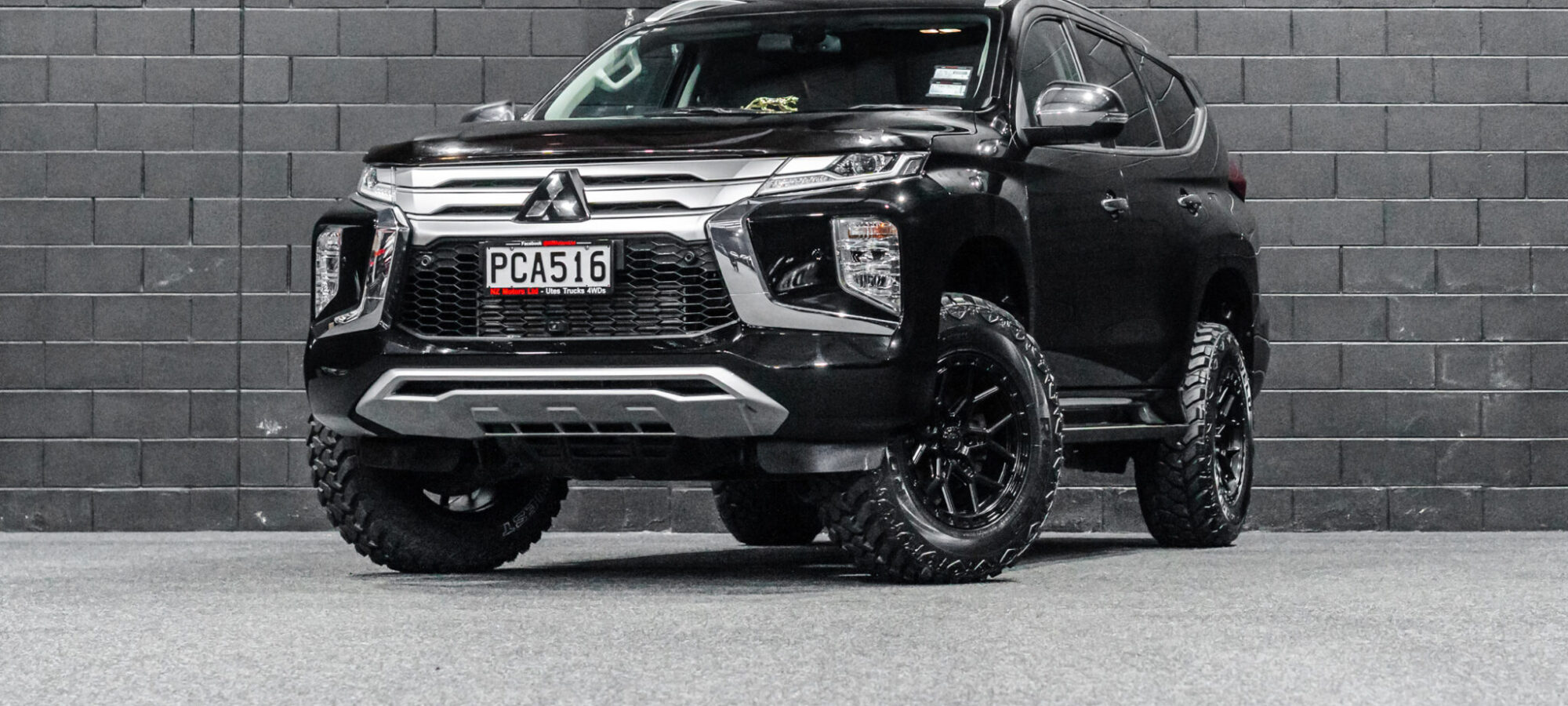 Vehicle Gallery Image
