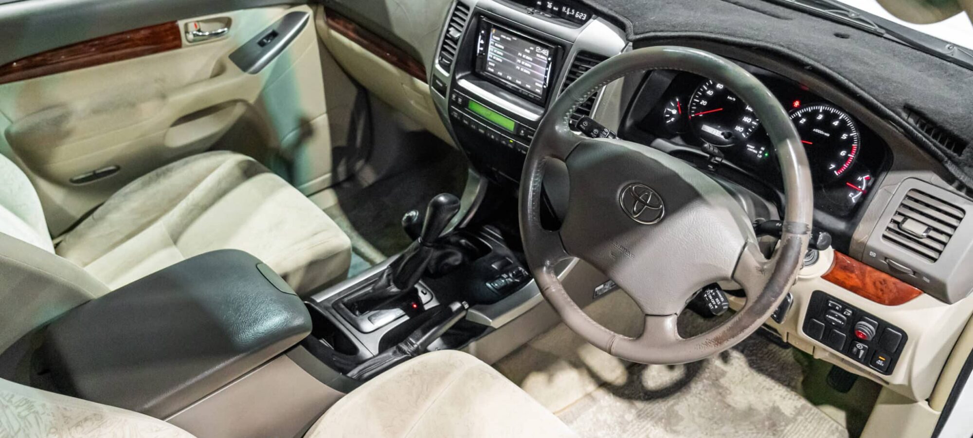 Vehicle Gallery Image