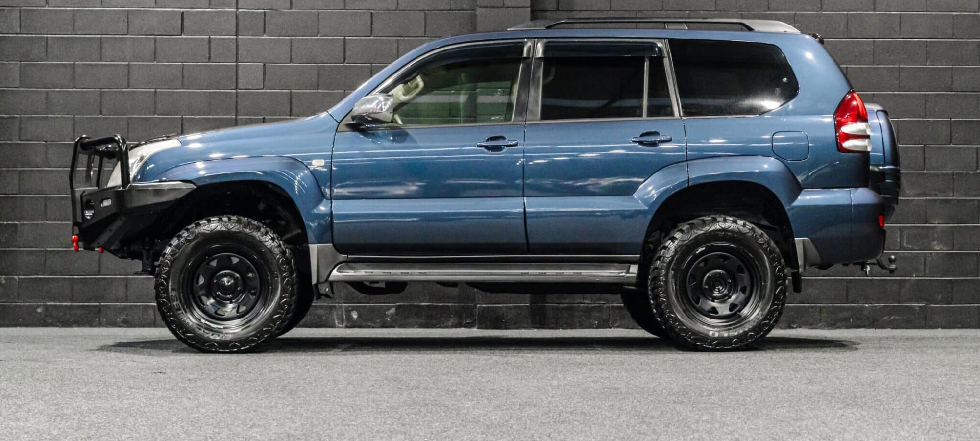 Vehicle Gallery Image