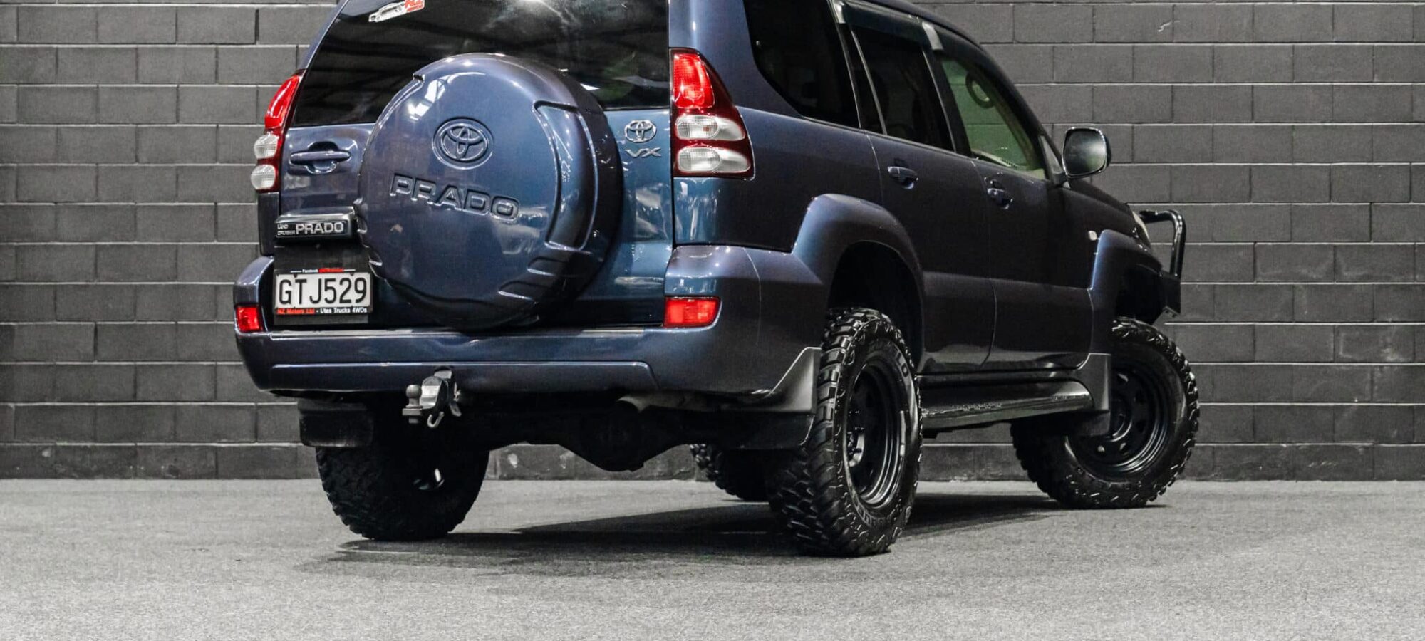 Vehicle Gallery Image