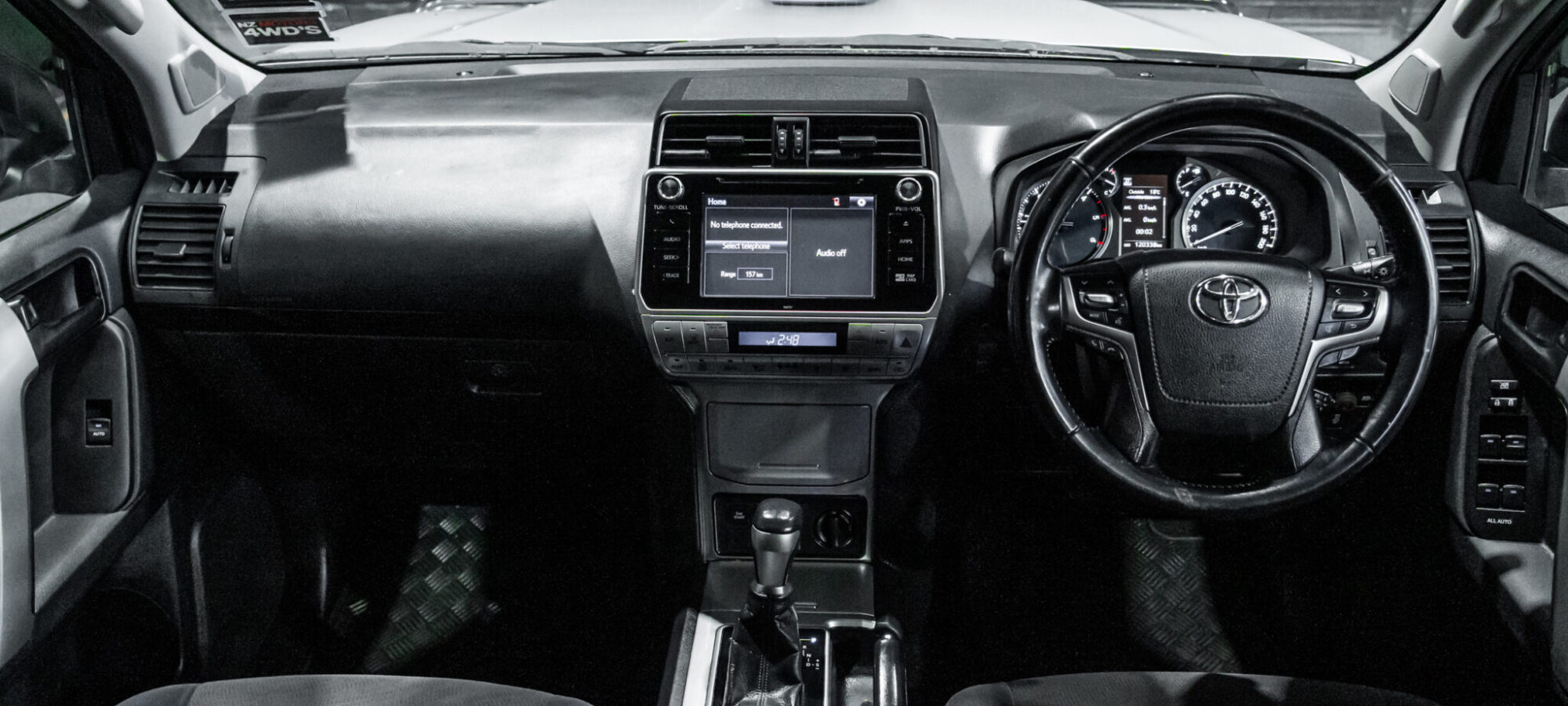 Vehicle Gallery Image